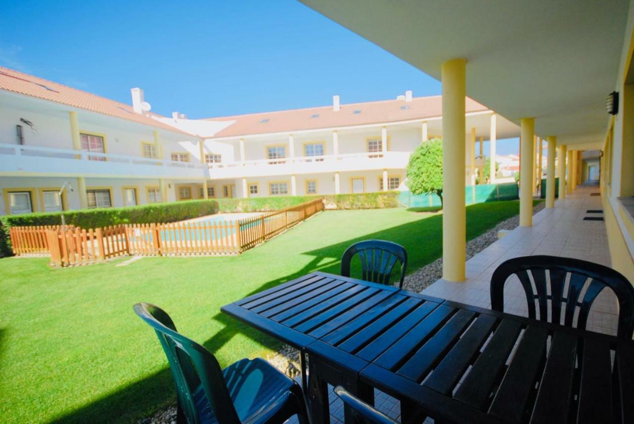 Casa Pedro - Baleal Beach, Balcony, Pool Dış mekan fotoğraf
